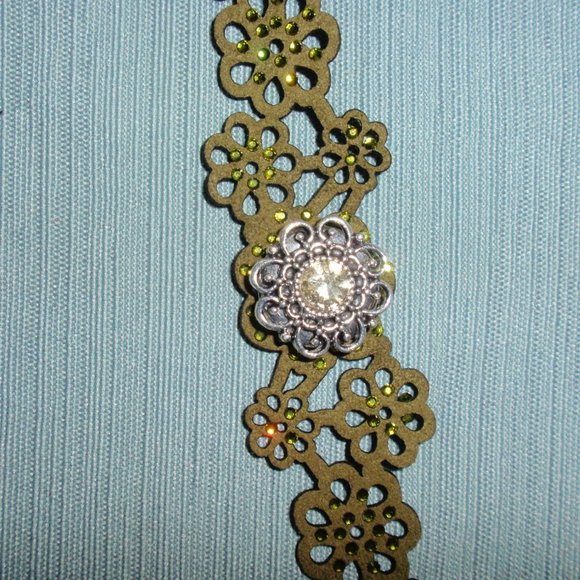 18mm Snap Bracelet Jewelry Bundle With 4 Snaps Rose Flowers - Picture 12 of 12